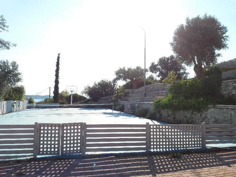 Sunny Place Resort Kranidi Eksteriør billede