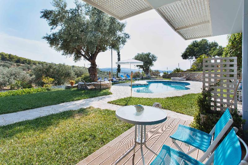 Sunny Place Resort Kranidi Eksteriør billede
