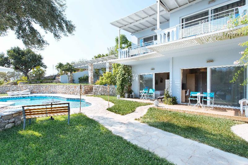 Sunny Place Resort Kranidi Eksteriør billede