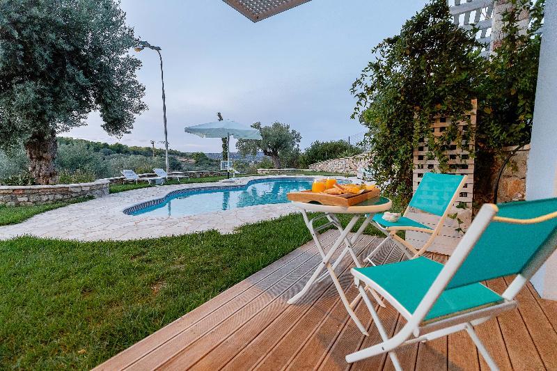 Sunny Place Resort Kranidi Eksteriør billede